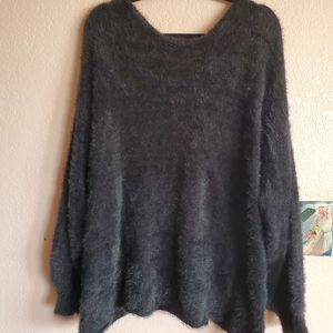 Fuzzy black sweater backless |PLUS SIZE NEVER WORN